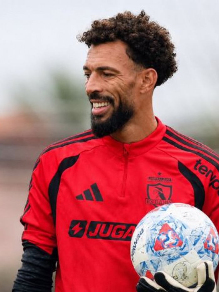 Vozinha com a camisa do Colo-Colo