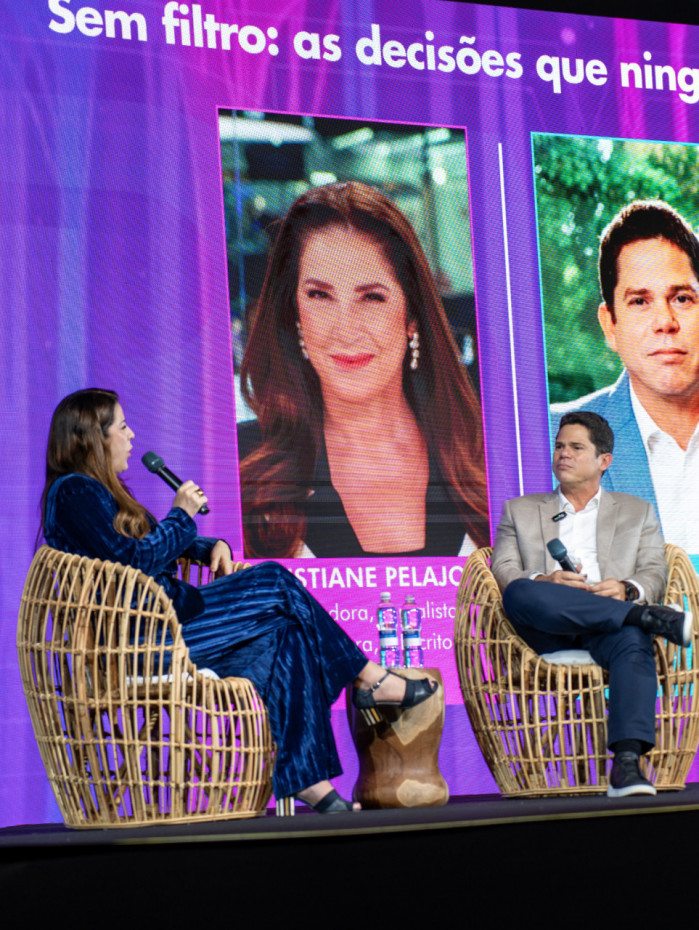 O CEO da Aegea, Radam&eacute;s Casseb, debateu os desafios da lideran&ccedil;a e as solu&ccedil;&otilde;es de engenharia para o saneamento b&aacute;sico em conversa com a jornalista Cristiane Pelajo durante o Rio Innovation Week