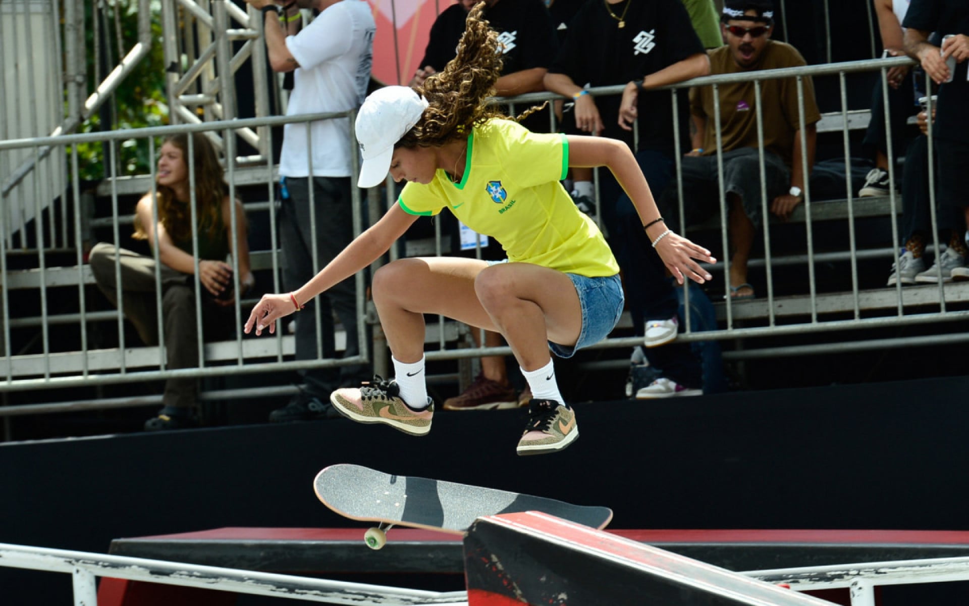 Rayssa Leal em a&ccedil;&atilde;o no Mundial de Skate Street, no &uacute;ltimo m&ecirc;s de mar&ccedil;o
