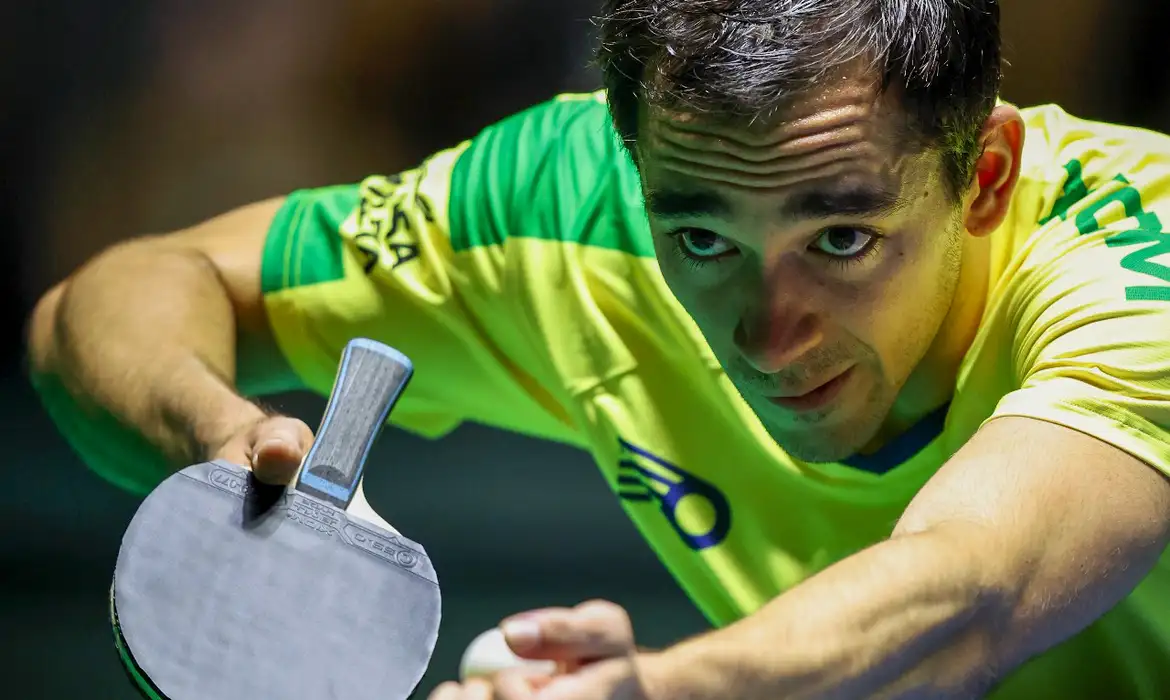 O mesatenista brasileiro Hugo Calderano
