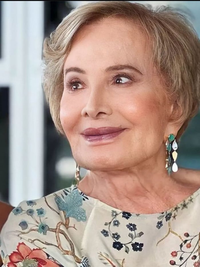 Gl&oacute;ria Menezes morre aos 91 anos 
