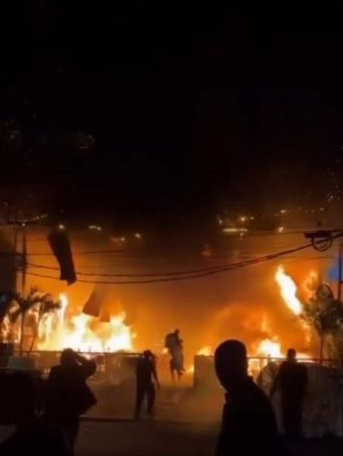 Inc&ecirc;ndio atingiu bar na Barra da Tijuca, na Zona Sudoeste