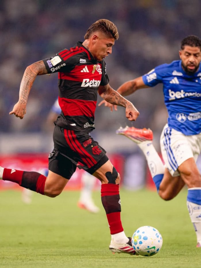 Flamengo foi derrotado pelo Cruzeiro com gol nos acr&eacute;scimos do segundo tempo