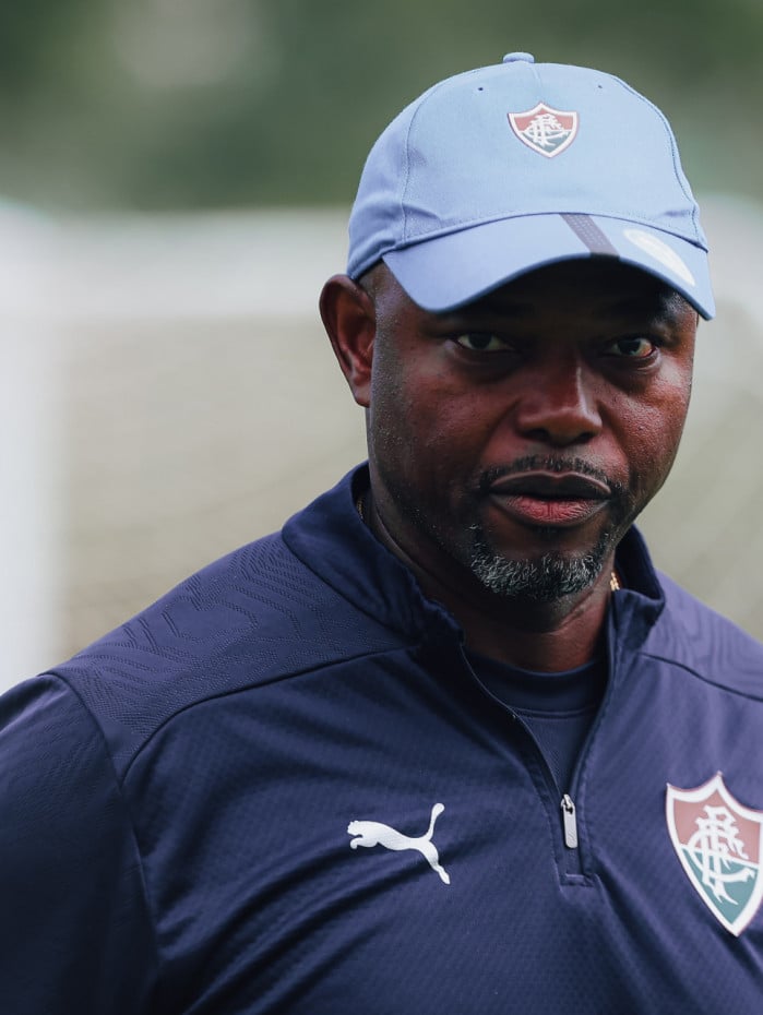 Marc&atilde;o comanda treino do Fluminense no CT Carlos Castilho
