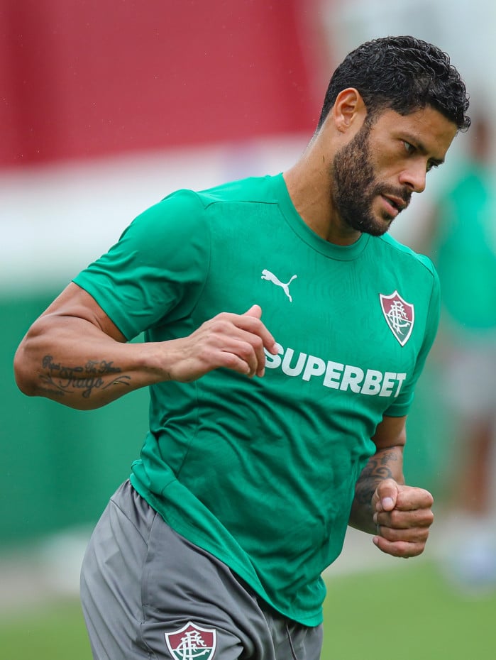 Hulk em treino do Fluminense
