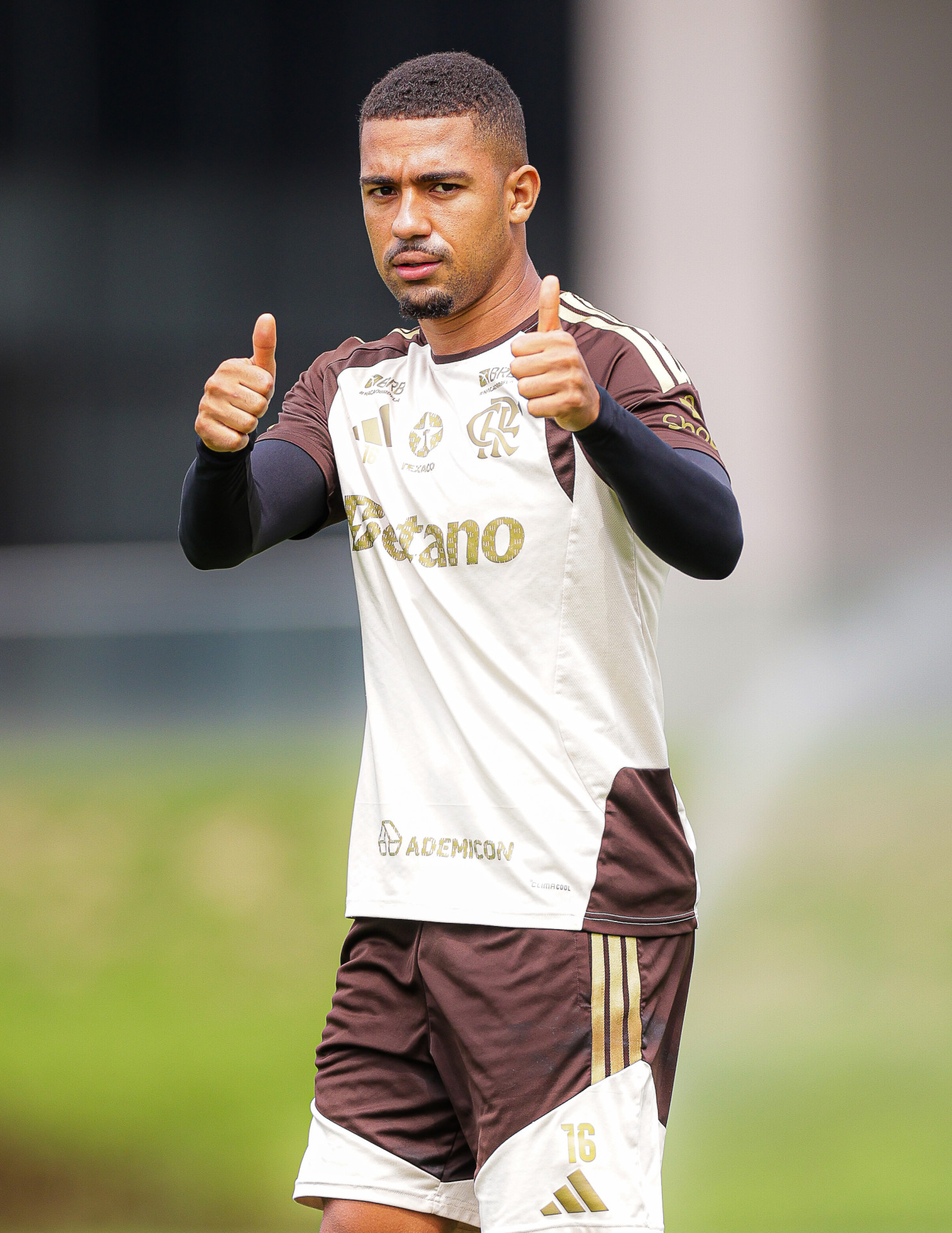 Samuel Lino fez o gol do título no ano passado e colocou o Rubro-Negro na liderança no domingo