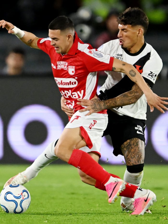 Com equipe reserva, Vasco dominou as ações na primeira etapa, mas esbarrou na falta de efetividade