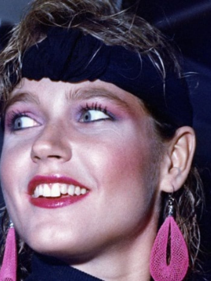 Xuxa volta aos anos 80 nas redes e brinca com trend de IA: 'Eu n&atilde;o preciso'