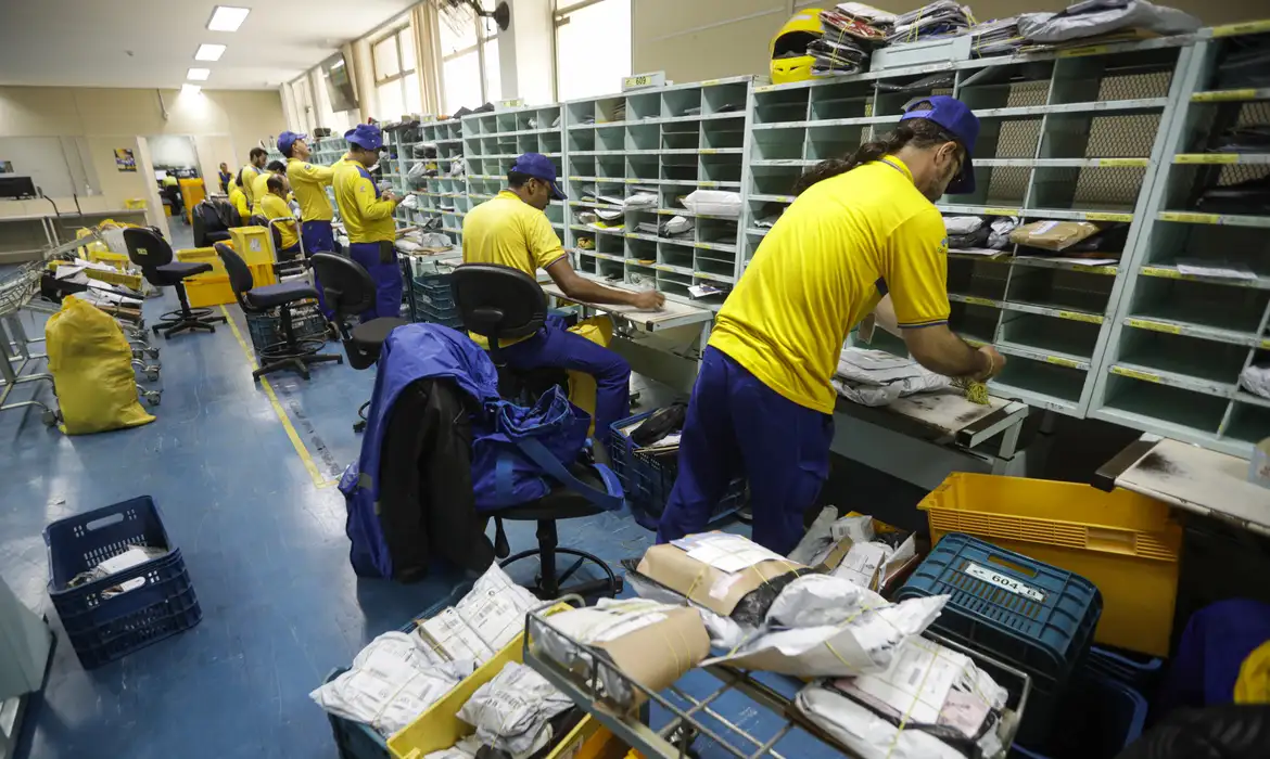 Greve nos Correios: TST determina manuten&ccedil;&atilde;o de 80% do efetivo

