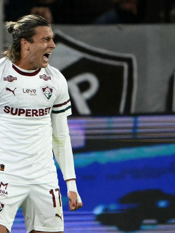 Canobbio comemora gol que garantiu o Flu na semi da Libertadores