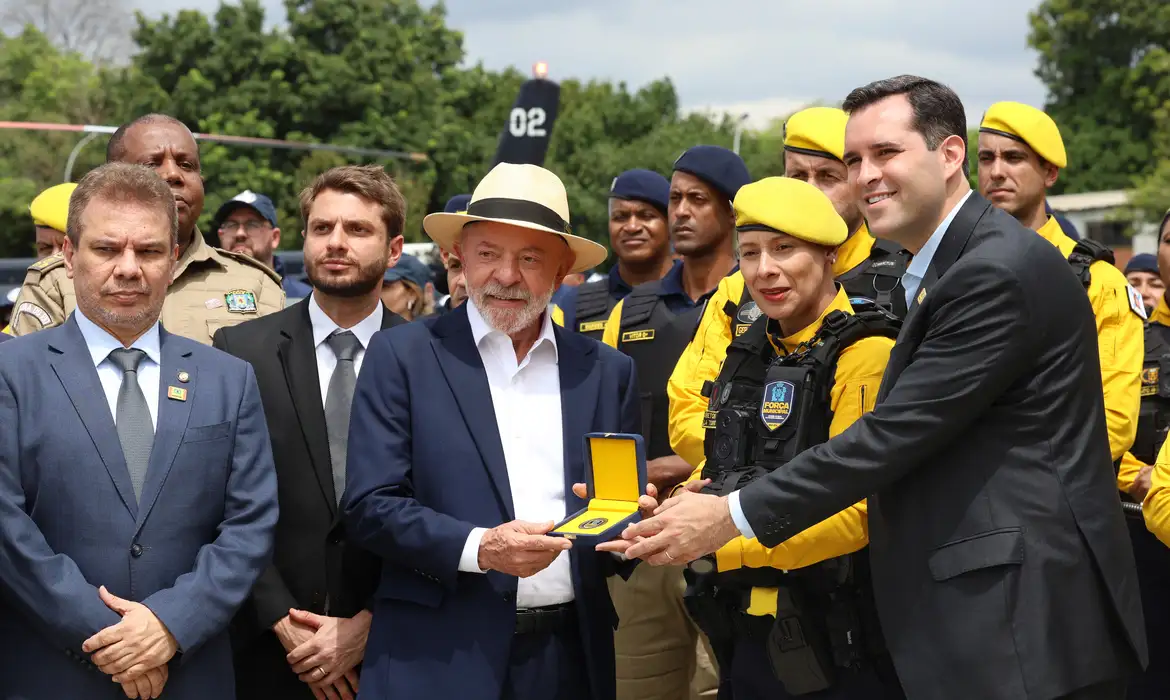 Lula rebate Trump ao falar sobre retomada de territ&oacute;rios no Rio
