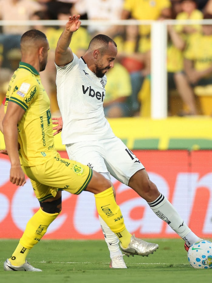Botafogo enfrentou o Mirassol, neste s&aacute;bado (19), no Mai&atilde;o, pelo Brasileir&atilde;o