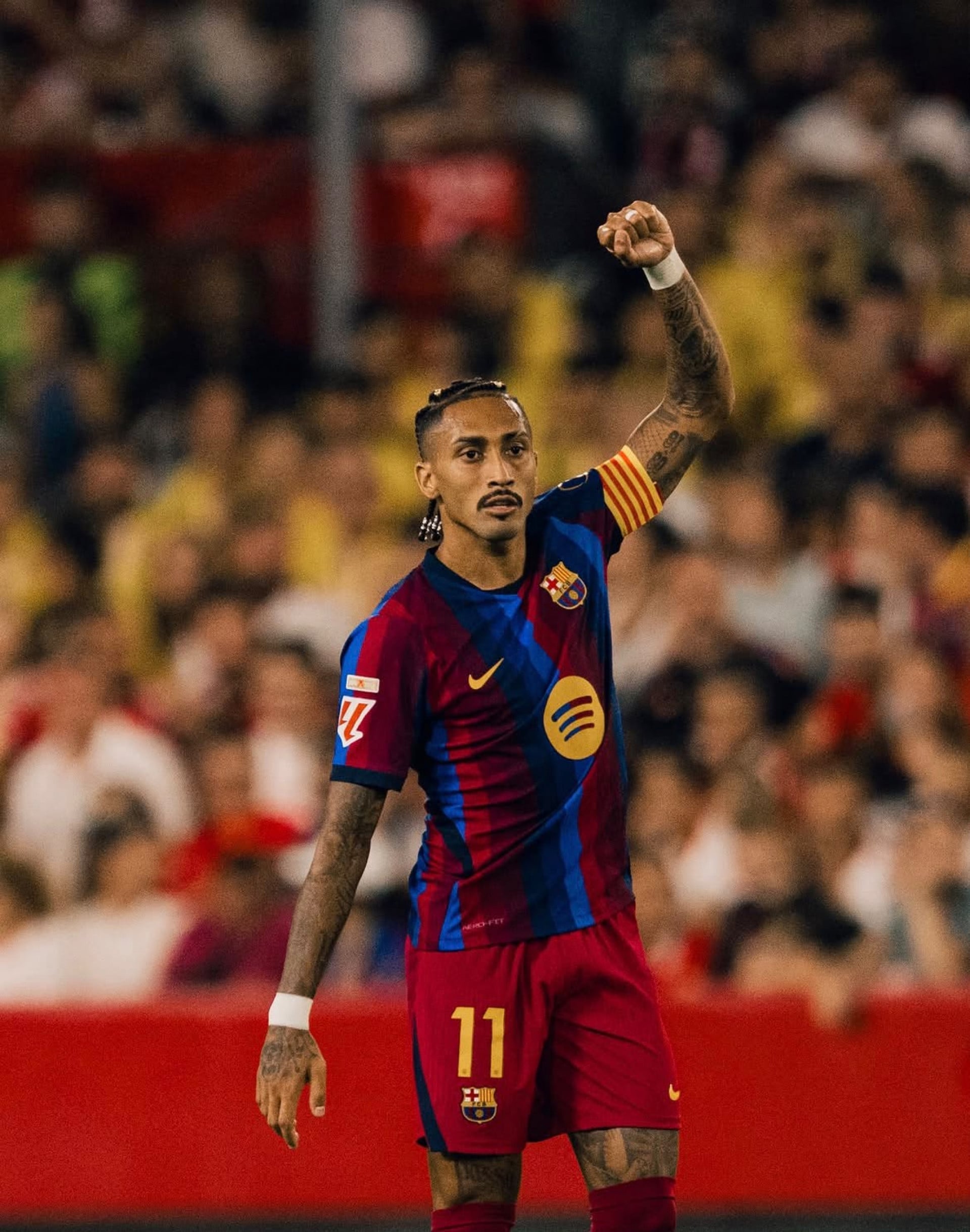 Raphinha brilhou e fez mais três gols pelo Barcelona