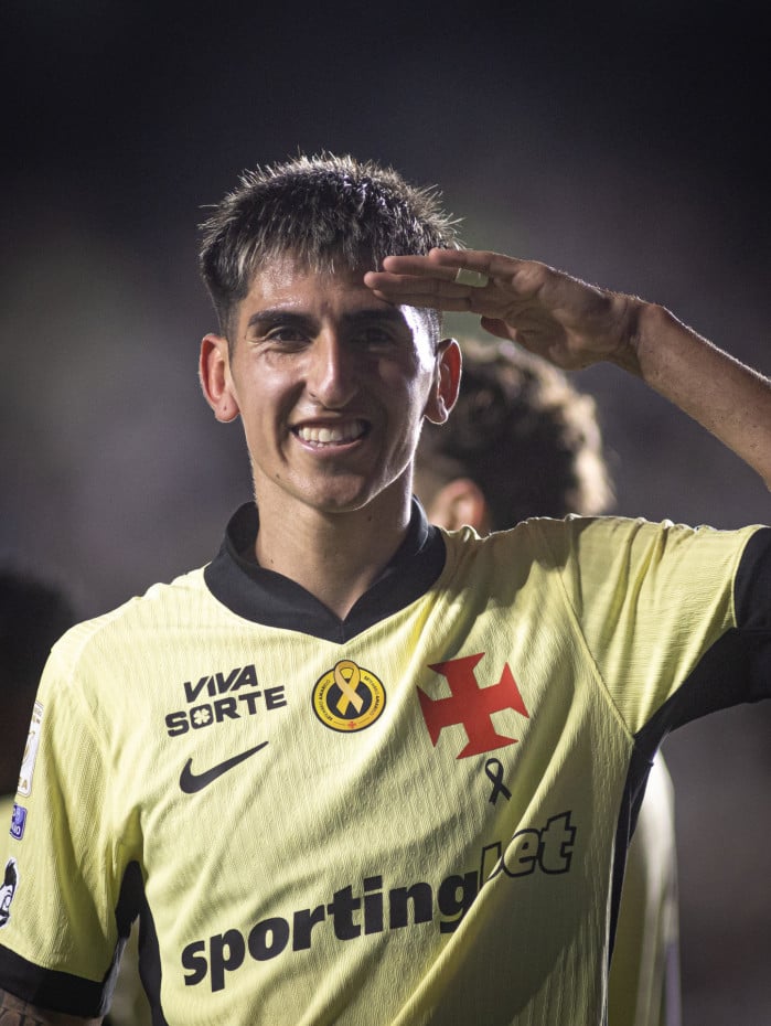 Lescano, do Vasco, foi um dos &uacute;ltimos estrangeiros a chegar ao futebol brasileiro