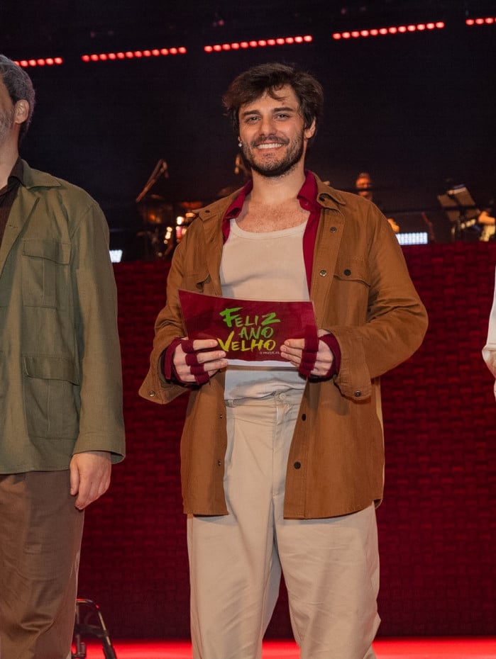 Bruno Garcia, Hugo Bon&egrave;mer e Heloisa P&eacute;riss&eacute; protagonizam 'Feliz Ano Velho'
