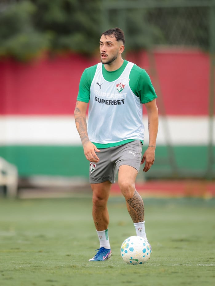 Freytes em treino do Fluminense