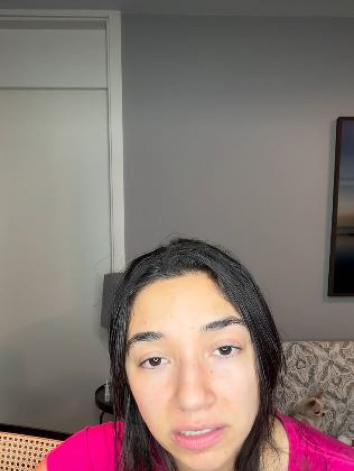 Jeniffer Costa defendeu a m&atilde;e nas redes sociais