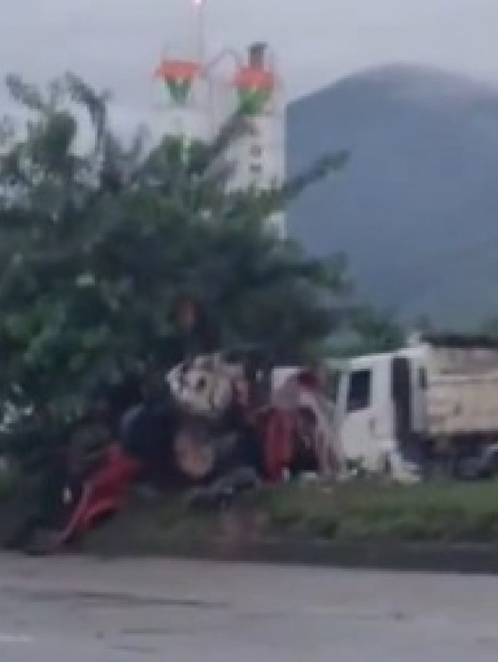 Dois acidentes causam impactos no tr&acirc;nsito na Avenida Brasil, altura de Campo Grande