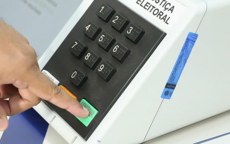 Brasil registra quatro mortes durante votação do primeiro turno