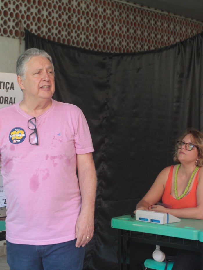Elei&ccedil;&otilde;es 2026 - Anthony Garotinho (Republicanos) votou no Col&eacute;gio Santo Ant&ocirc;nio Maria Zacaria, no Catete, Zona Sul do Rio de Janeiro neste domingo(04).