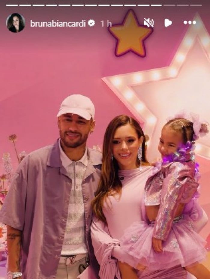 Neymar Jr. e Bruna Biancardi celebraram 3 anos da filha, Mavie, com fest&atilde;o