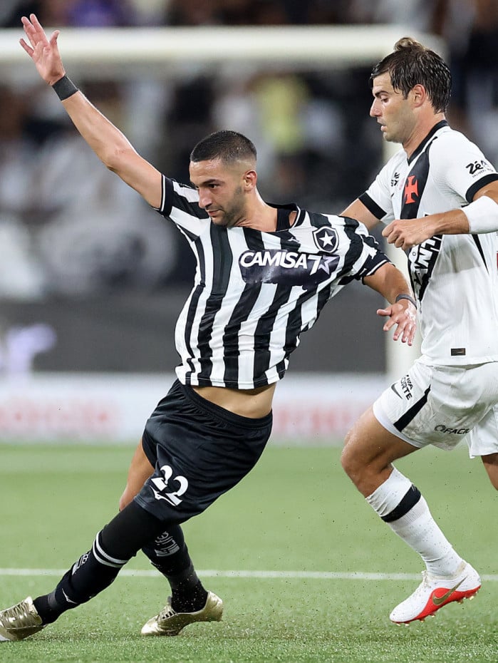 Ziyech disputou o seu primeiro cl&aacute;ssico pelo Botafogo