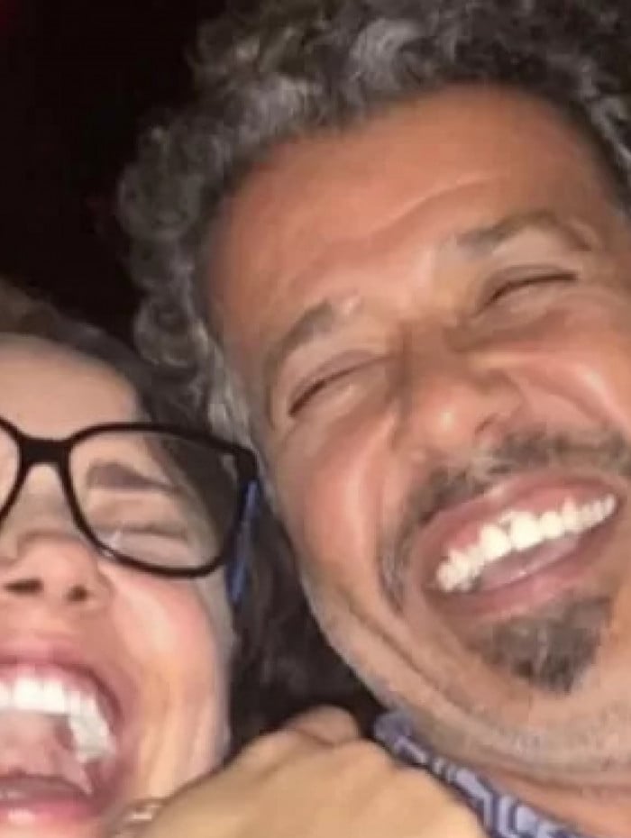 Ana Carolina se despede de amigo e produtor: 'sempre foi a luz que me guiou nos principais momentos da minha carreira'