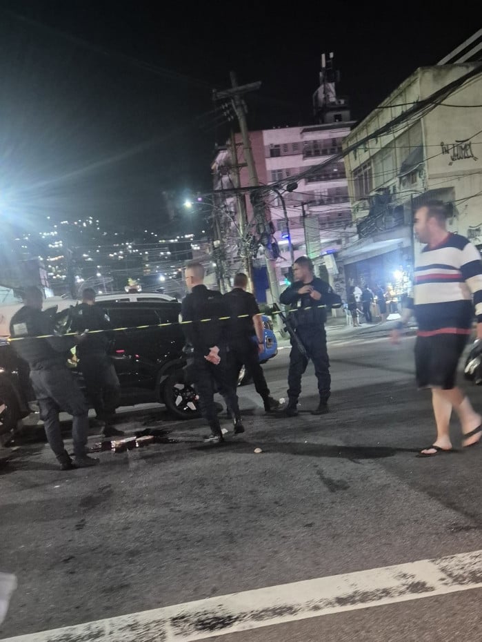 Confronto terminou com suspeito ferido e armas apreendidas em Madureira