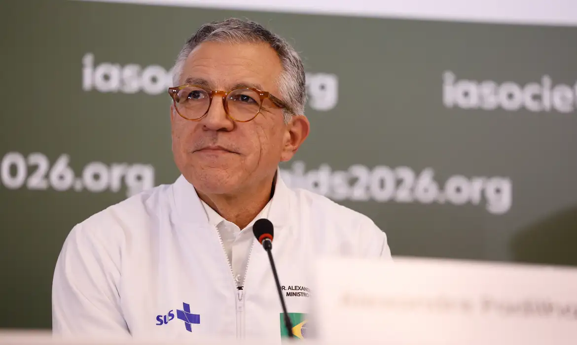 PF desmente Veja; Padilha aciona Justi&ccedil;a sobre fake news contra Lula
