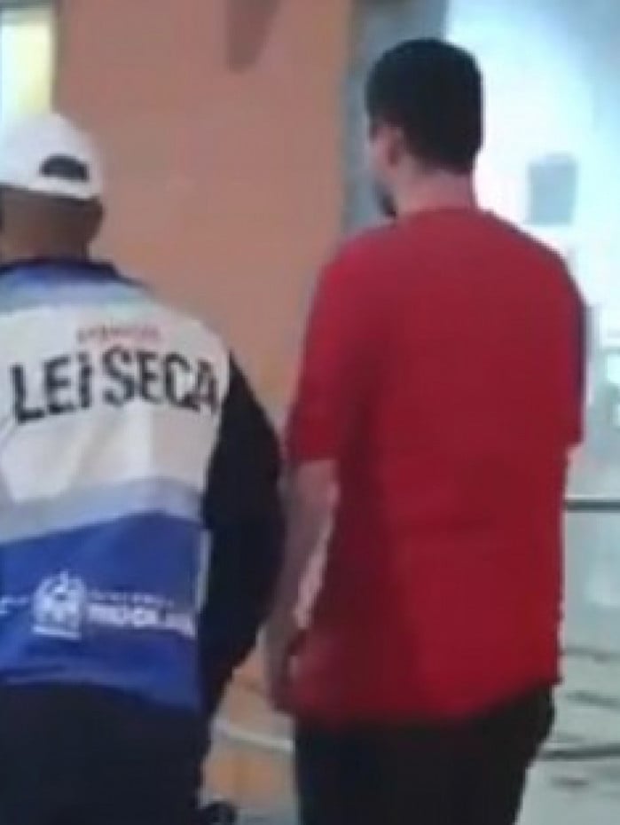 Homem foi levado para a 13&ordf; DP (Copacabana)