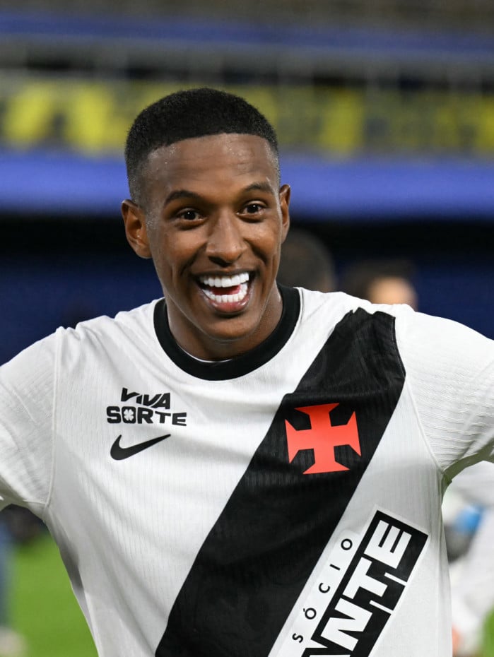 Emprestado pelo Zenit (RUS), Robert Renan tem v&iacute;nculo com o Vasco at&eacute; dezembro