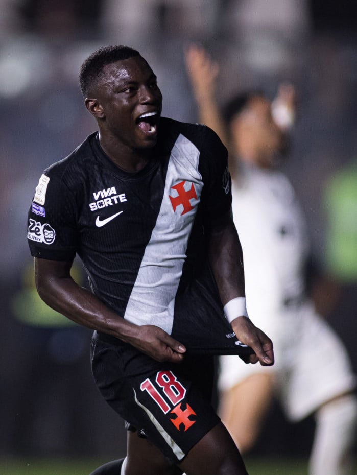 Marino Hinestroza foi pe&ccedil;a fundamental em vit&oacute;ria do Vasco
