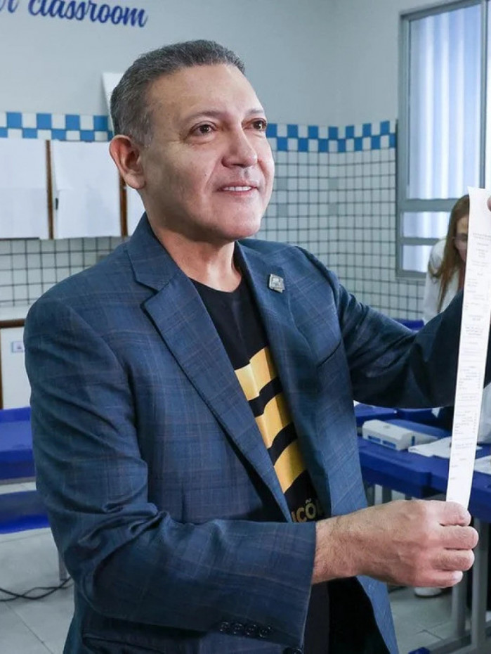  Nunes Marques levou 30 minutos para dar seu despacho aos TREs