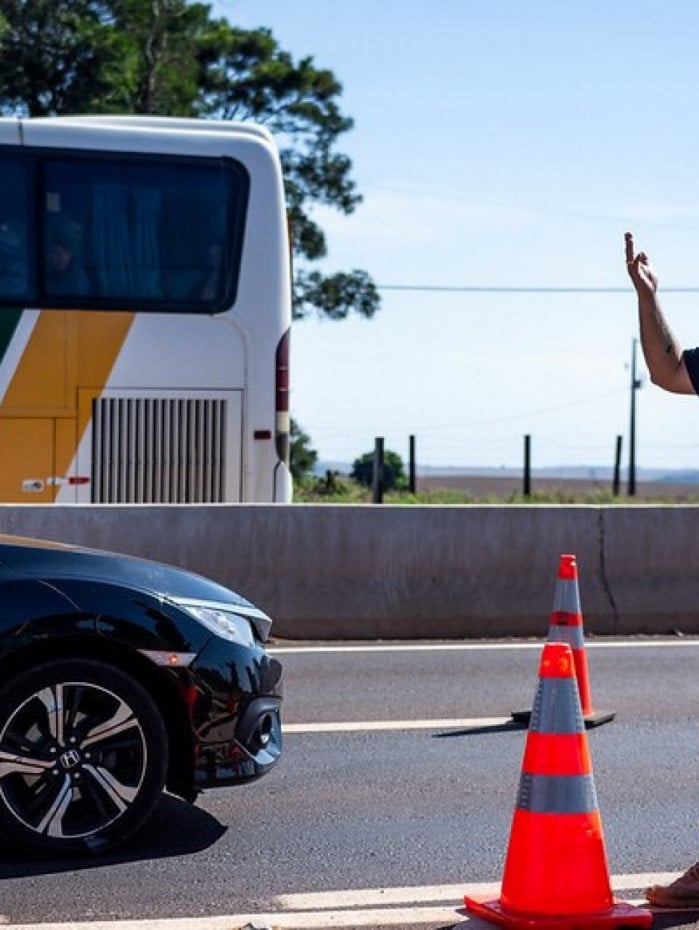 Ao longo do segundo turno das elei&ccedil;&otilde;es, 27 bloqueios em rodovias foram registrado pela PRF