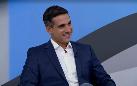 Gol bizarro do Inter sobre o Botafogo não foi narrado por Villani; entenda