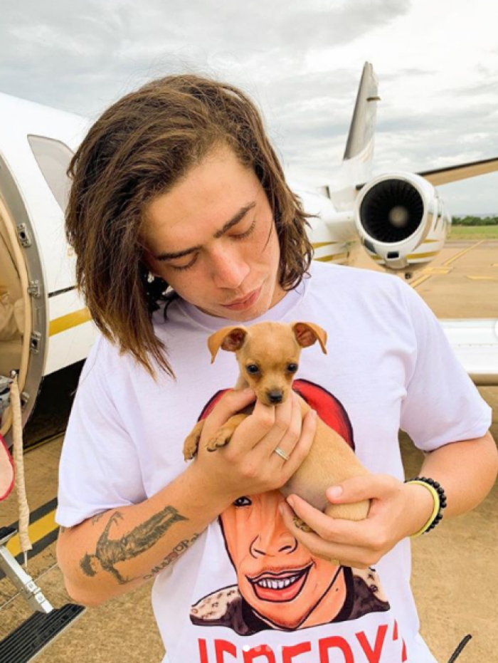 Whindersson Nunes homenageia Gisele Bündchen com nome de nova