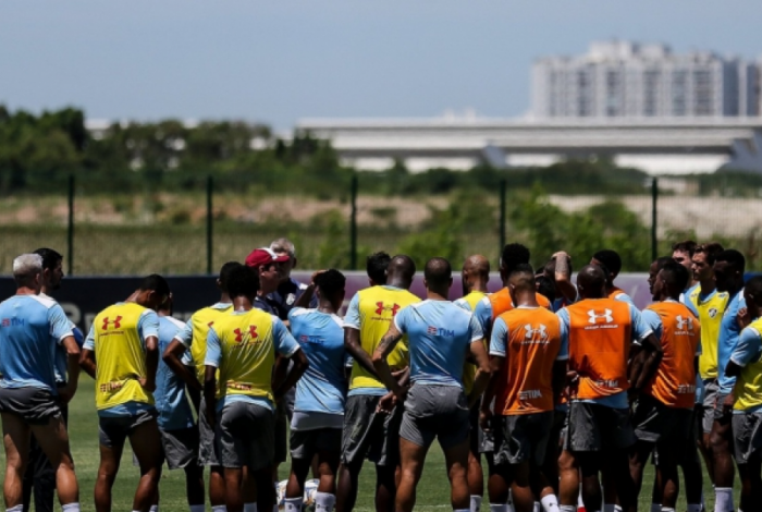 Fluminense se reapresentou no CT
