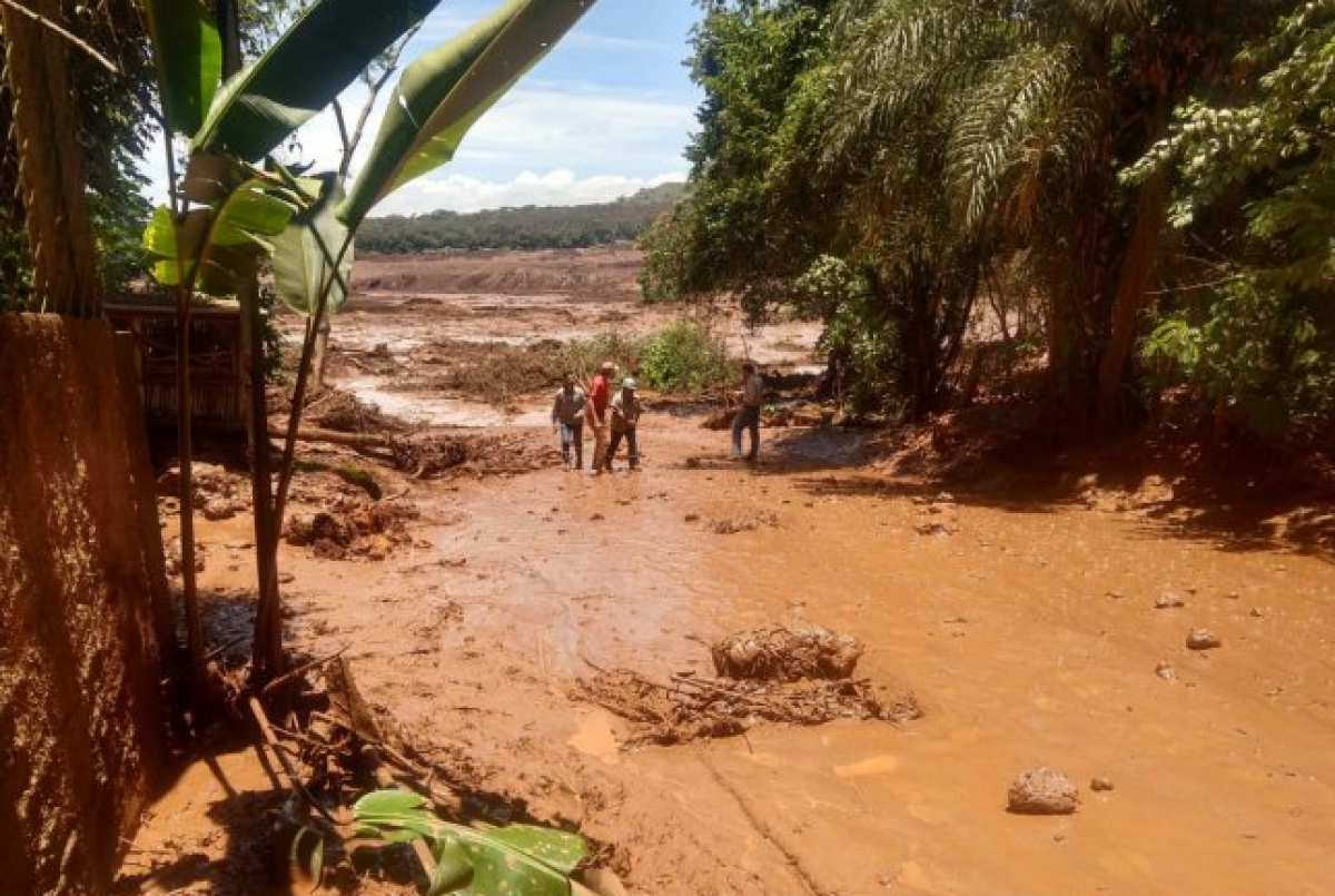 Barragem da Vale se rompe em Brumadinho, Minas Gerais