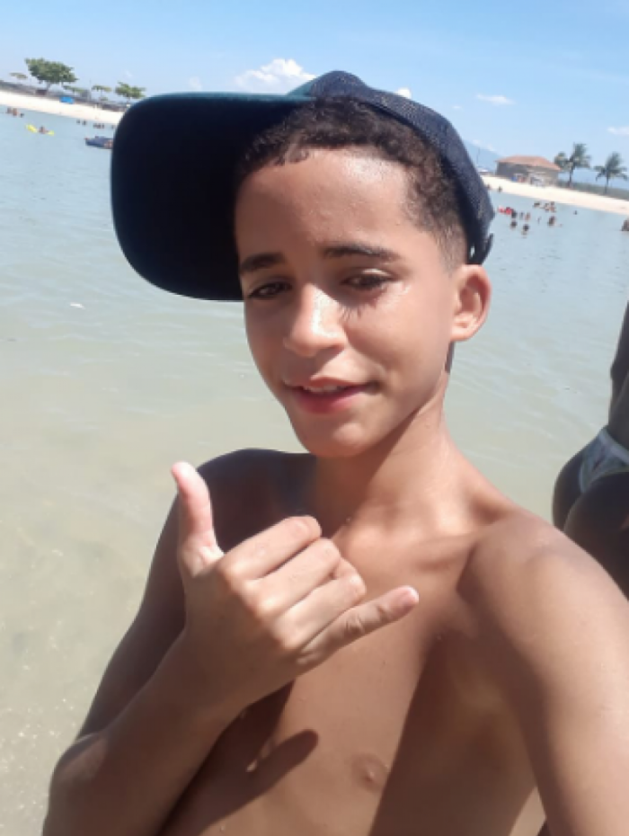 O adolescente Kauan Noslinde Pimenta Peixoto, de 12 anos, morreu ap&oacute;s uma a&ccedil;&atilde;o da PM na comunidade da Chatuba, em Mesquita.