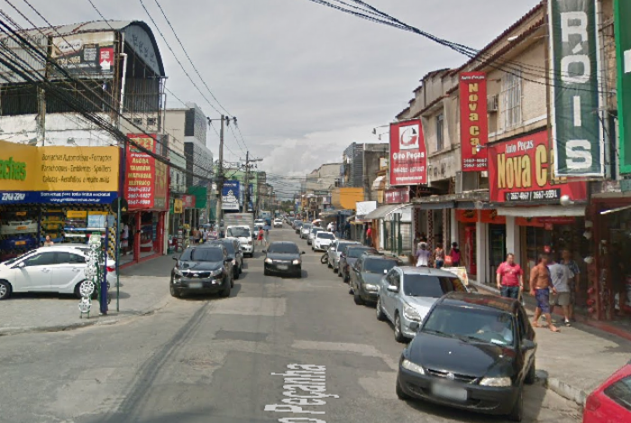 Av. Nilo Peçanha, no bairro Rancho Novo, em Nova Iguaçu