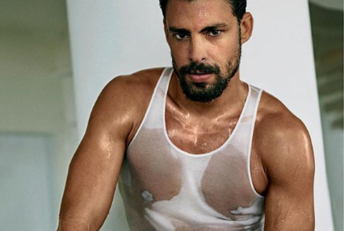 Na legenda, Cauã disse que adorou a foto. Imagina os fãs...