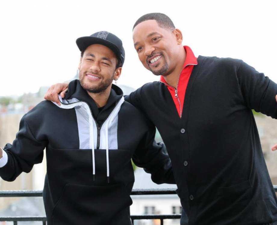 Neymar recebe visita surpresa de Will Smith 