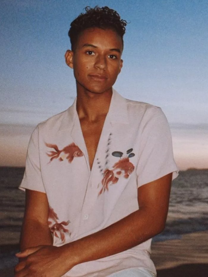 Jaafar Jackson lança clipe gravado no Vidigal