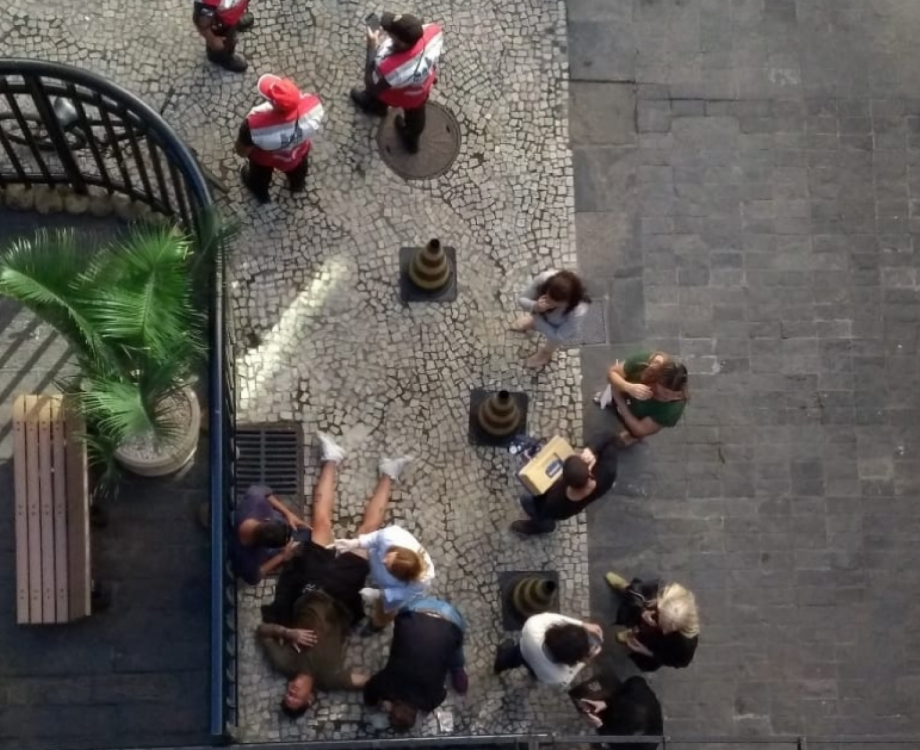 Homem foi socorrido e liberado do Hospital Municipal Souza Aguiar 