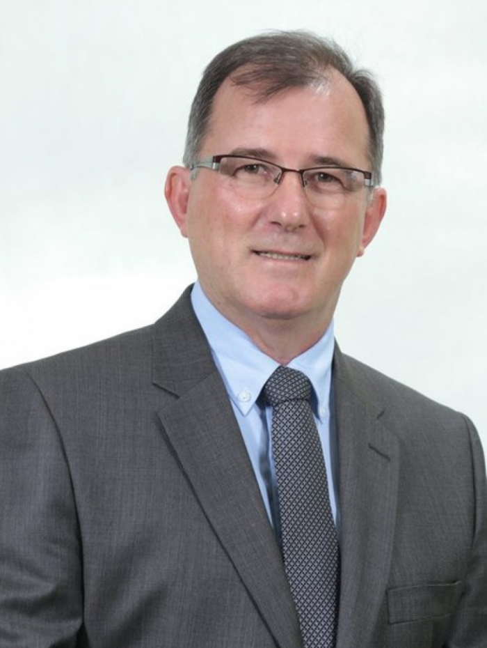 Vereador é multado por assistir pornografia durante sessão 