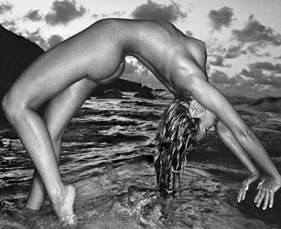 Foto censurada de Luize Altenhofen pelo Instagram