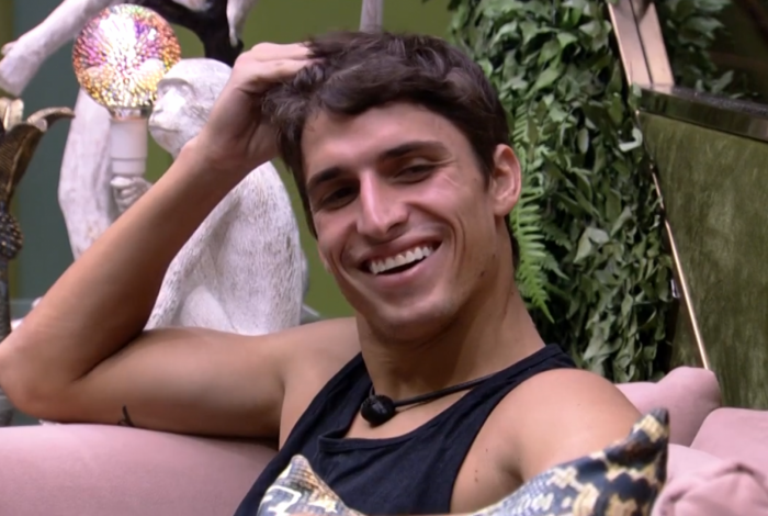 Felipe Prior, do BBB 20, ganha popularidade