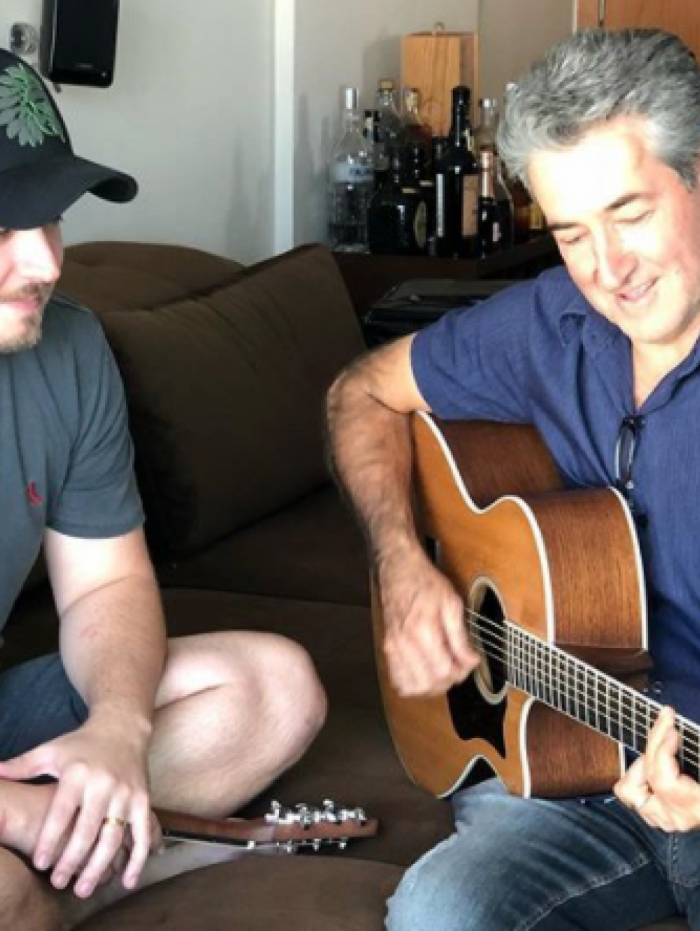 Cantor Israel e o pai