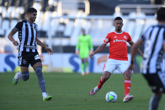 Botafogo foi derrotado pelo Internacional