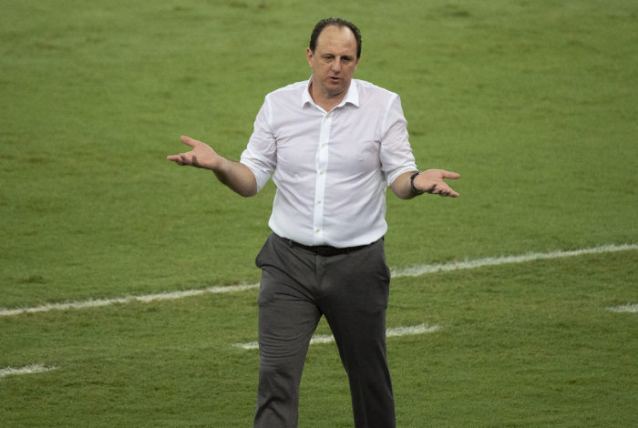 Partida entre as equipes de Flamengo e Racing, válida pelas oitavas de final da Taça Libertadores da América, realizada no estádio do Maracanã, Zona Norte do Rio, nesta terça-feira (01).